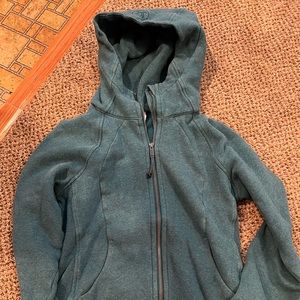 EUC LuLulemon Green Scuba
